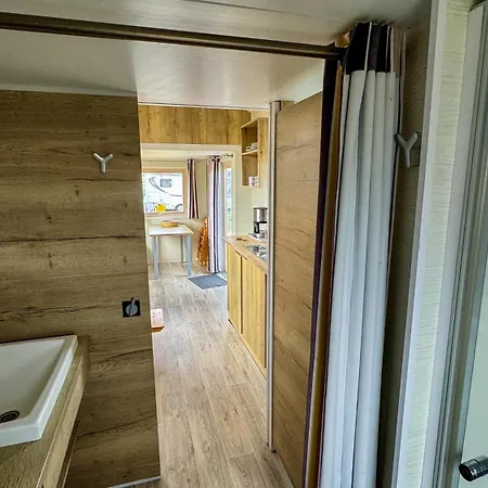 مكان تخييم Seasonova Les 7 Iles 3*